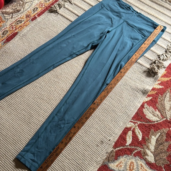 Oiselle leggings tights beautiful turquoise ocean teal blue inseam 28 size 10 M - Picture 6 of 10